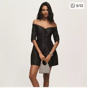 Hutch Elegant Black‎ Off-Shoulder Dress
